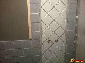 贴地砖视频,揭秘贴地砖的神奇工艺